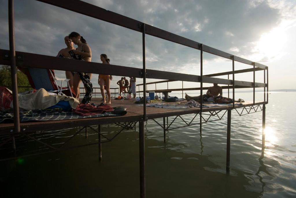 Club Aliga Retro Resort Balatonvilagos Exterior photo