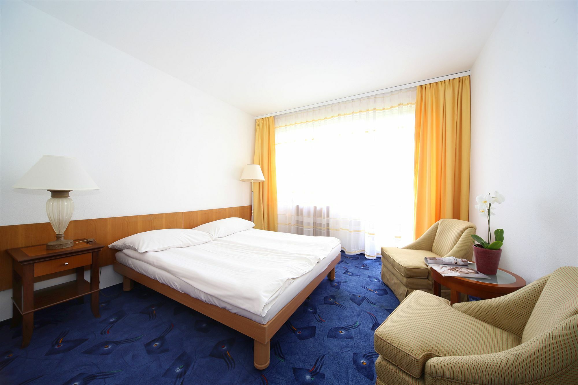 Club Aliga Retro Resort Balatonvilagos Exterior photo
